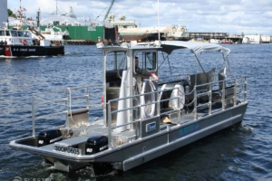 Kvichak / Marco filterbelt skimmer boat