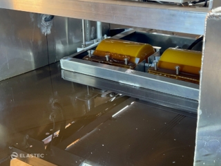 Skimming heavy oil in water ROV Skimmer