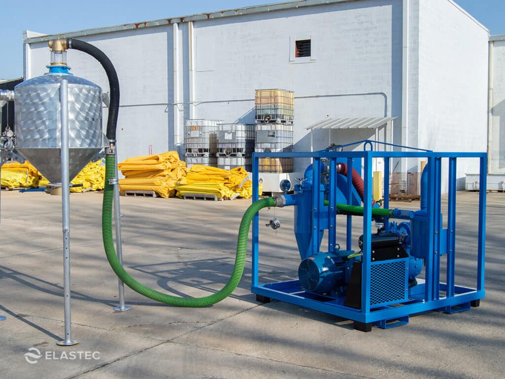 Industrial vacuum with electric motor