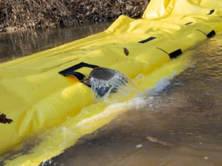 Elastec quick deployment spill containment dam